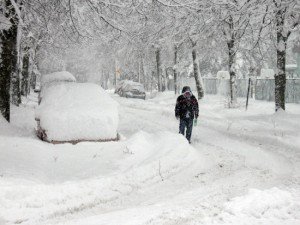 Meteorologii avertizează: Vine o iarnă grea