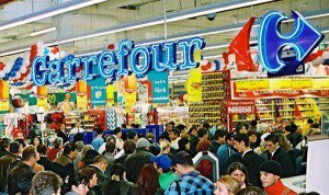 Locuri de muncă: Carrefour Botoşani face angajări!