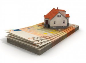 AVERILE românilor, tăiate de criză: …