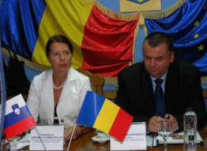 Ambasadorul Sloveniei a discutat cu …