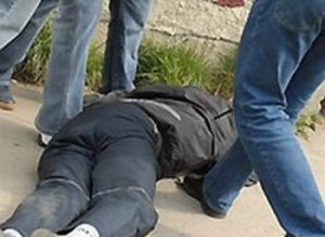 Bătut de un tânăr de …