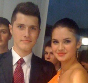 Vezi câştigătorilor titlului de Miss şi Mister Boboc 2012 la Colegiul Economic Octav Onicescu