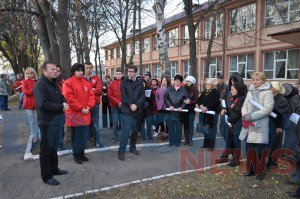 Seria întâlnirilor în colegiul Dorohoi, a candidaţilor USL, Andrei Dolineaschi şi Doina Federovici continuă - FOTO