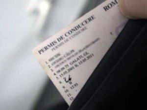 Bărbat prins fără permis pe o motocicletă neînmatriculată