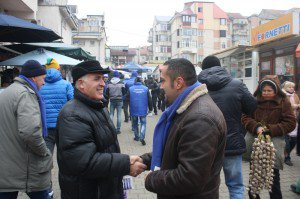 Întâlnire cu oamenii la iarmaroc …