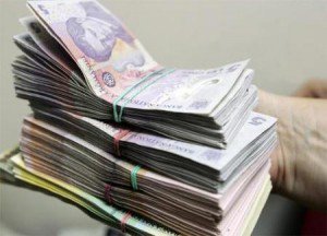 Devalorizarea monedei a ruinat o …