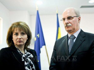 Octavian Bellu, Mariana Bitang, Şerban Brădişteanu şi Ion Caramitru, printre laureaţii Galei premiilor de excelenţă în civism 
