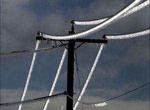 Din cauza condiţiilor meteo 17 …