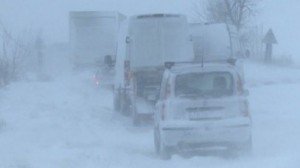 Peste 100 de localităţi sunt …