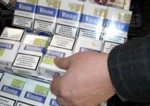 Bărbat prins de poliţişti cu …