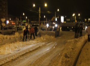 Primarul Ovidiu Portariuc continuă deszăpezirea …