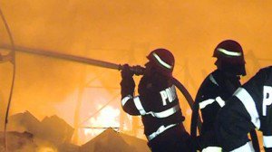 Bătrân de 102 ani mort într-un incendiu