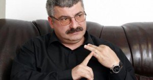 Prigoană: „Adriana să nu se …