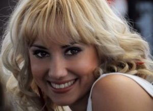 Bebeluşa Oana a primit inelul …