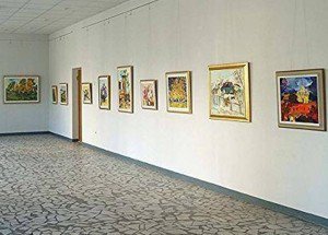 Două expoziţii de pictura vernisate, astăzi, la Galeriile de Artă 