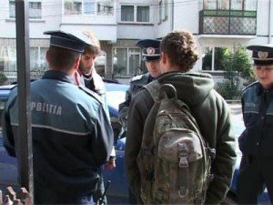 Peste 230 de polițiști botoşăneni sunt alături de elevi, astăzi, cu ocazia reluării anului de învățământ preuniversitar