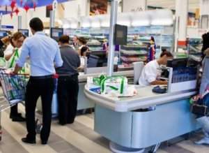 Scandalos! Cum sunt păcăliți românii …