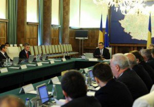 Bugetul pe 2013: Angajări la …