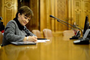 Peste 50 de amendamente la Legea bugetului formulate de deputatul PP-DD Liliana Mincă
