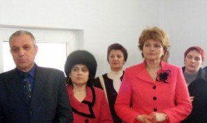 Elevii claselor I-IV din comuna …