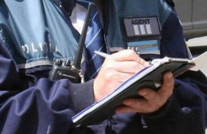 Minor depistat de polițiști conducând …