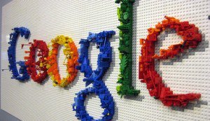 Google, dată în judecată de peste 100 de persoane, pentru monitorizarea telefoanelor şi computerelor