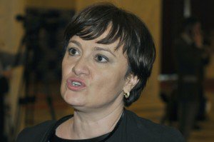 Deputat Liliana Mincă: Bătaie de joc marca USL în plenul Parlamentului - VIDEO