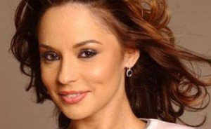 Andreea Marin se chinuie să …