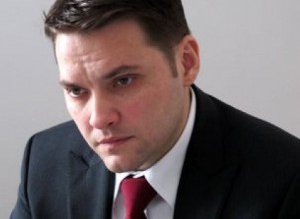 Moldova, abandonată de guvernanţi la …