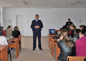Jandarmii continuă „Campania de informare …