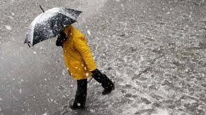 Vreme rece şi mohorâtă. Norii …