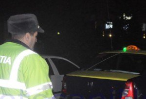 Șocant! Taximetrist injunghiat în gât …