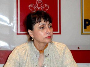 Deputatul Tamara Dorina Ciofu - acțiune de testare gratuită a glicemiei și tensiunii arteriale pentru botoșăneni