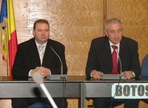 Secretarii oraşelor şi comunelor şi-au …