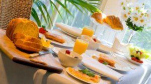 Mitul micului dejun: mâncăm sau …