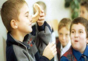 Victor Ponta: Programul „Cornul şi …