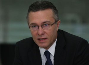 Cristian Diaconescu anunţă înfiinţarea Fundaţiei …