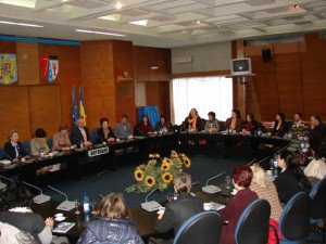 Profesorii de limbi clasice sosiţi la Botoşani invitaţi de prefect la o cafea