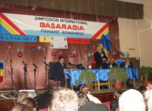 Oficialităţi din trei ţări reunite …