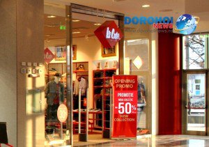 În Uvertura Mall Botoșani și …