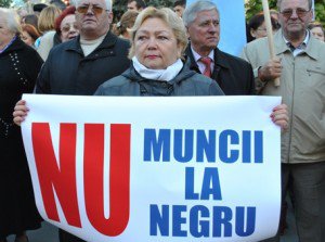 Campania ”Ieși la lumină! Spune NU muncii la negru!”. Vezi ce poți risca dacă muncești la negru!