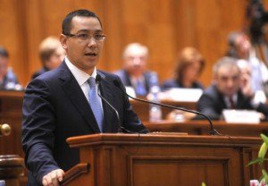 Guvernul şi-a asumat răspunderea pe legea retrocedărilor