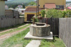 Când s-a trezit din beţie, …