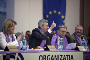 A început marea sfâşiere din …