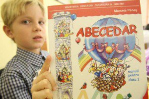 Ministrul Educaţiei aunță că schimbarea …