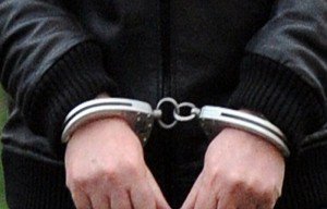 Tânăr urmărit naţional, depistată de …