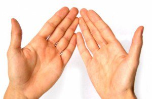 Mâinile îţi pot arăta semnele …