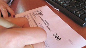 Patru din zece români riscă …