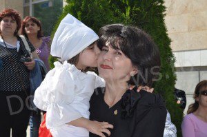 Doina Federovici prezentă în mijlocul copiilor la Dorohoi: „Mă bucur să fiu aici să vă urez La Mulți Ani!” - FOTO