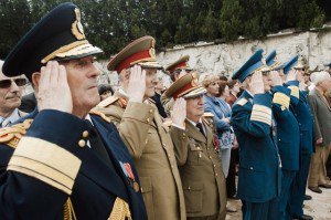 Preşedintele Băsescu a promulgat legea care modifică Statutul cadrelor militare